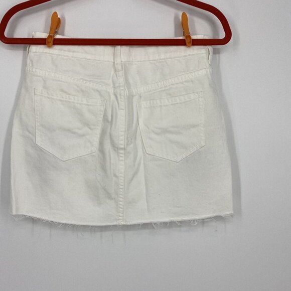PacSun White Denim Floral Embroidered Mini Skirt – Size 24, Frayed Hem, NWT - Picture 7 of 10